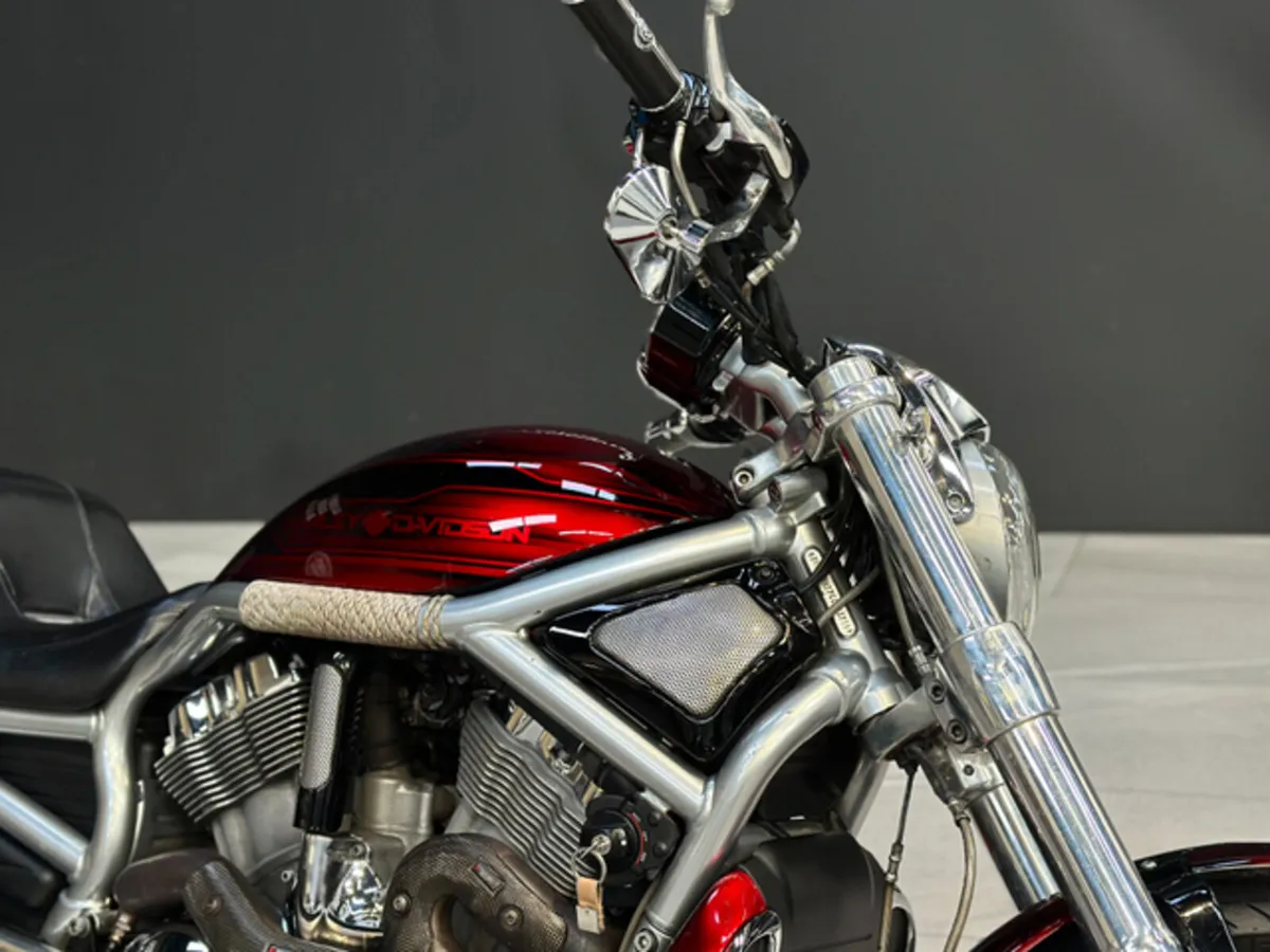 HARLEY DAVIDSON V-ROD 1250 - Image 3