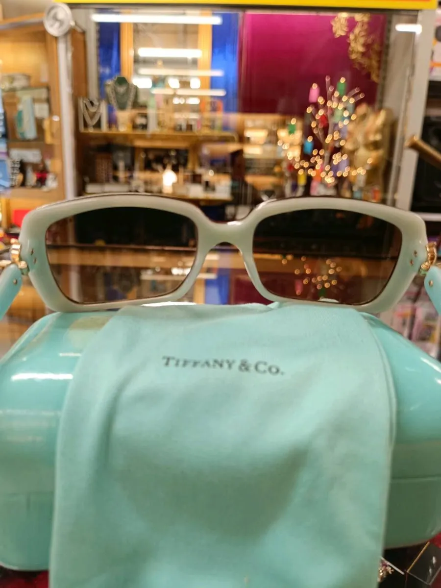 Ladie's Tiffany & Co Sunglasses Turquoise & Diaman - Image 4