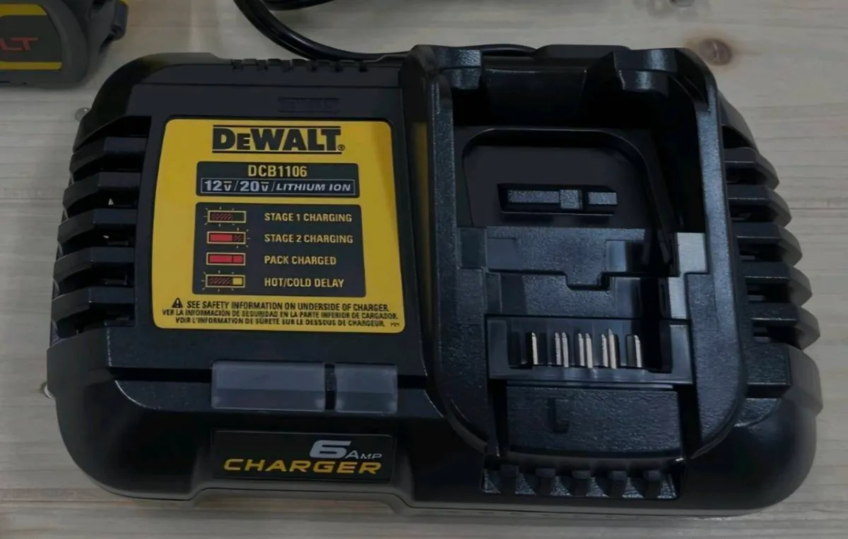 New Dewalt Air Compressor & New 110V Fast Charger - Image 4