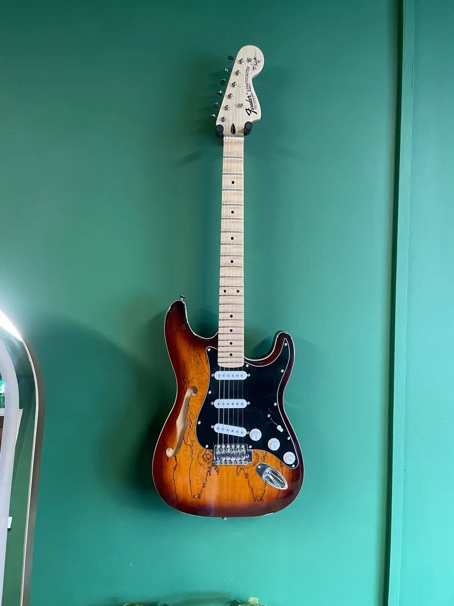 Fender Stratocaster rare model tempered frets - Image 1