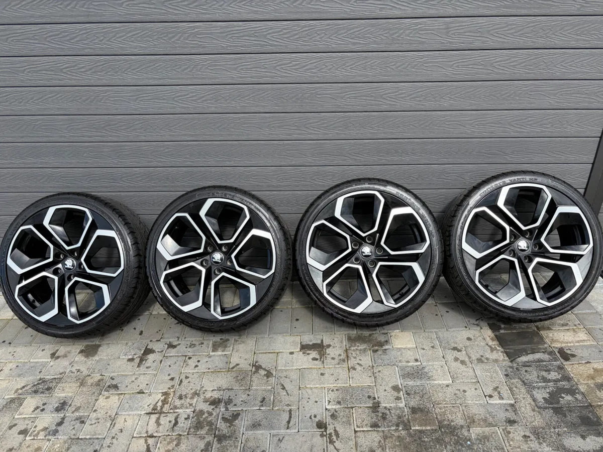 19” BRAND NEW SKODA VRS ALLOY WHEELS & TYRES - Image 2