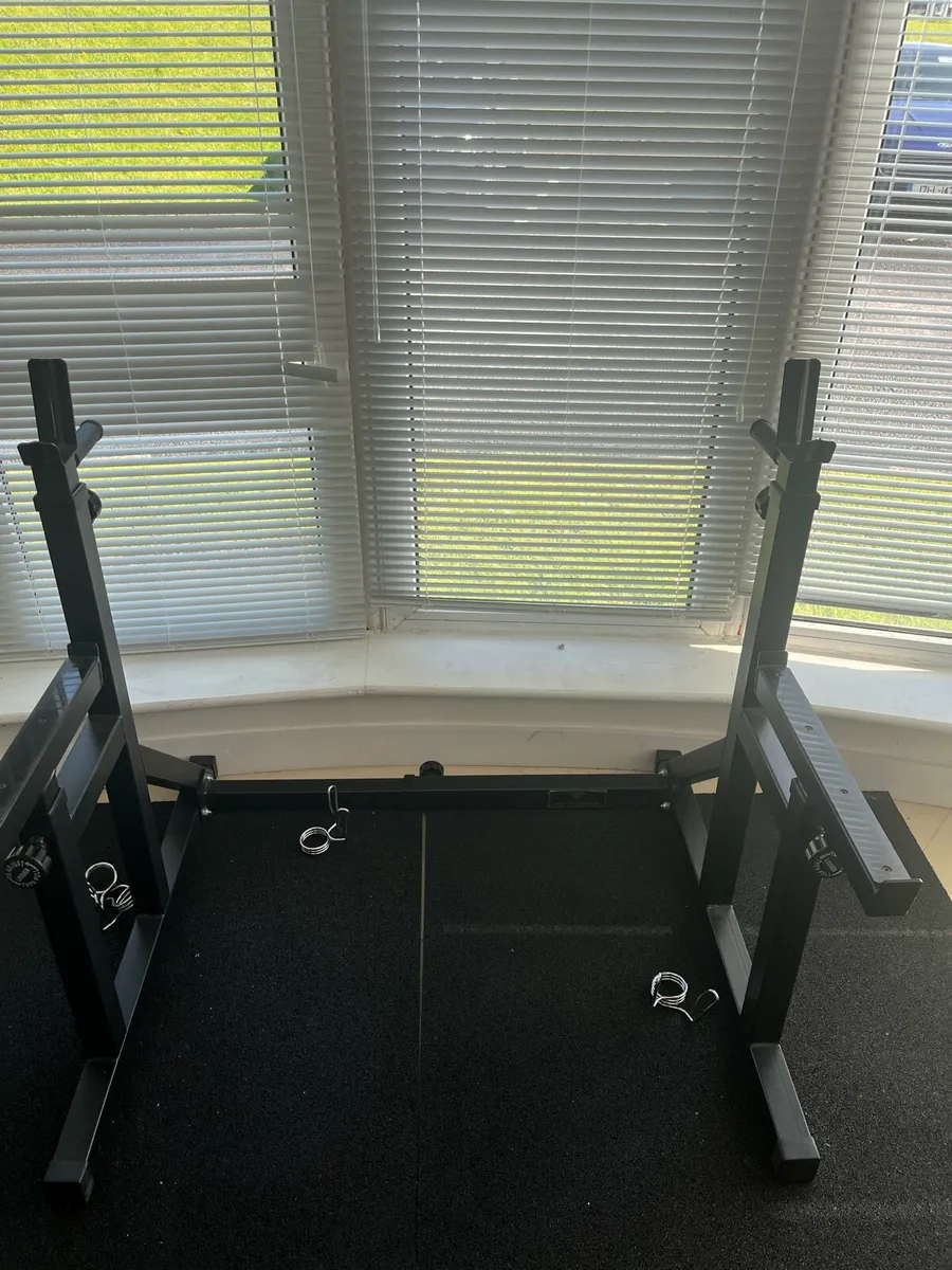 Adjustable squat rack - Image 1