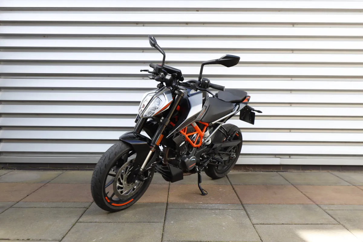 KTM Duke 125 *New Arrival* - Image 2