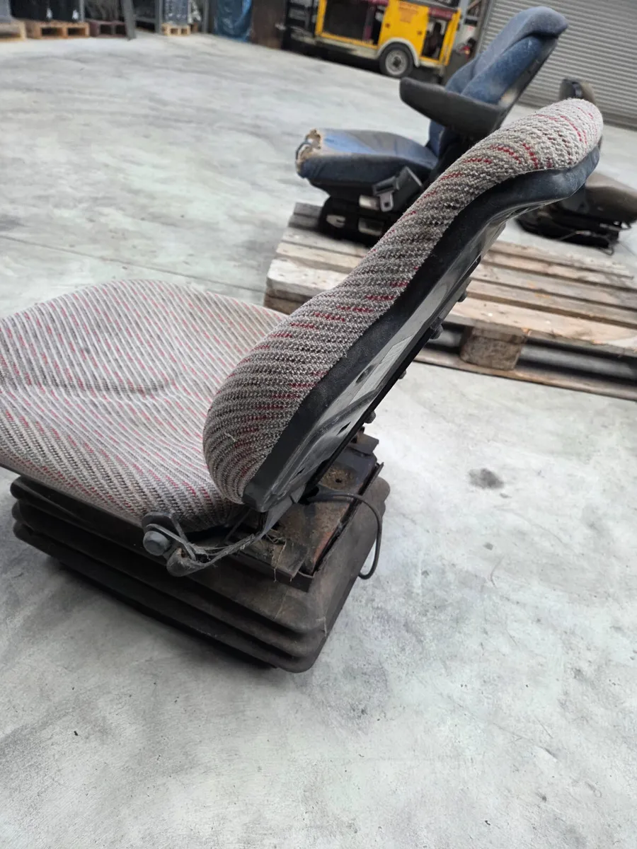 Cobo Air Seat - Image 2