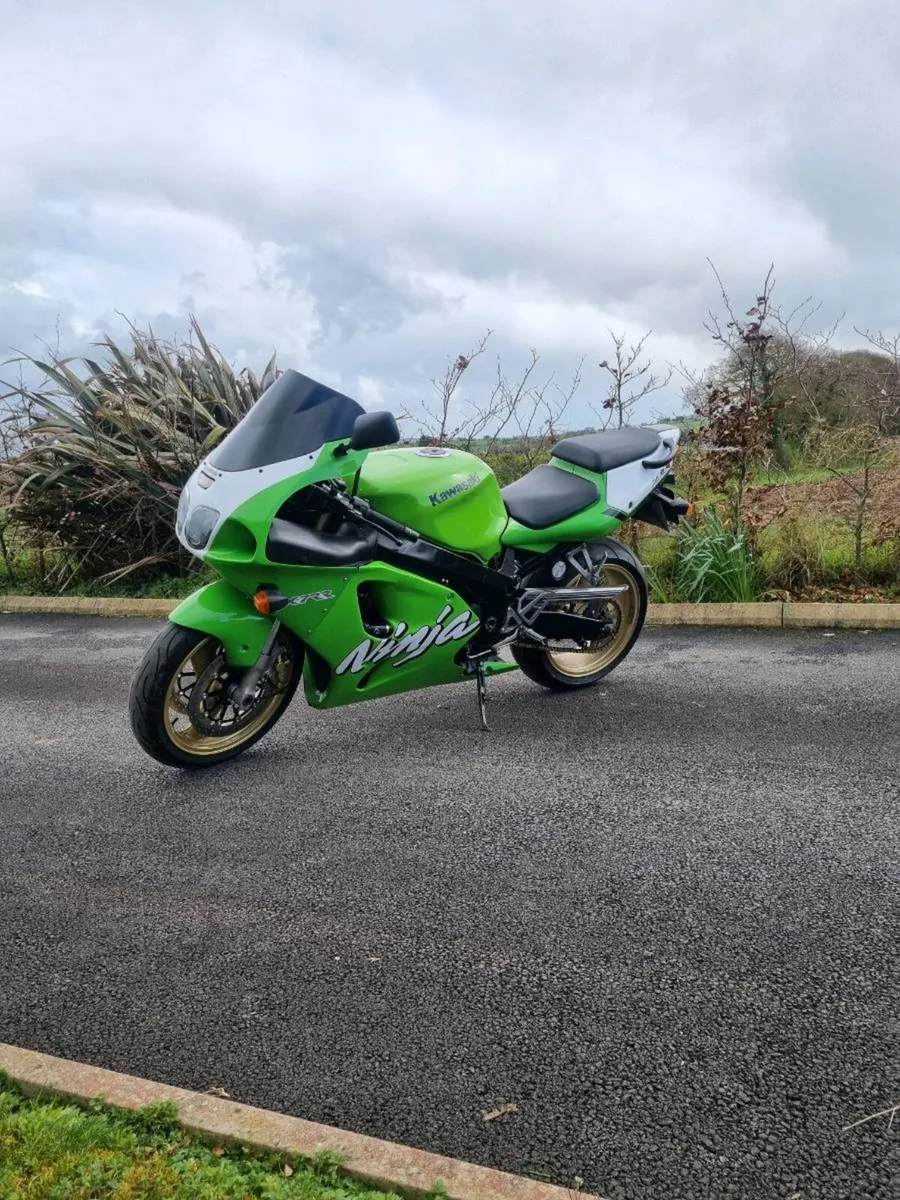 Kawasaki zx7r - Image 4