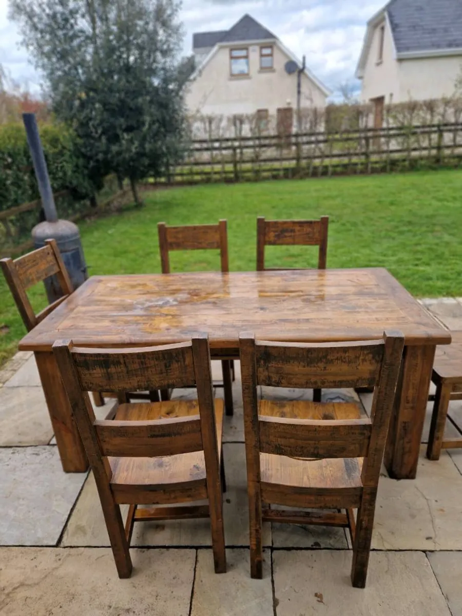 Dining room table and chairs - Image 2