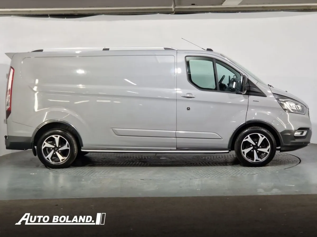 Ford Transit Custom Custom 300L ACTIVE 2.0 TD170 M - Image 4