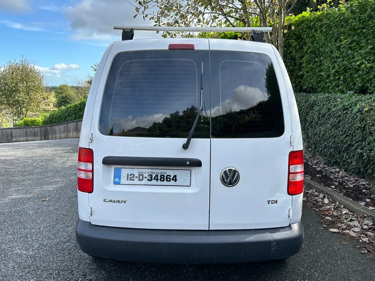 Volkswagen Caddy 2012 1.6D - Image 4