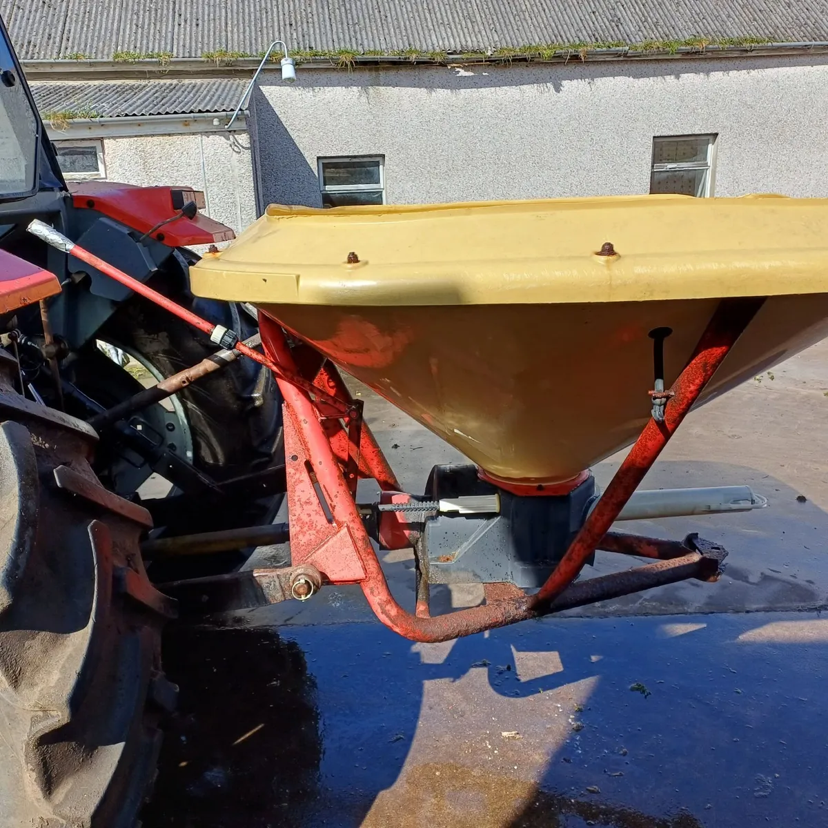 Fertilizer Sower - Image 2