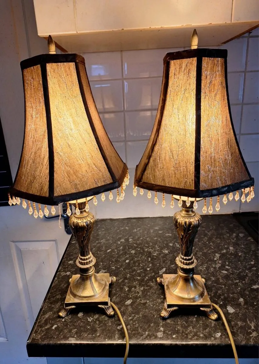 Beautiful pair of vintage metal table lamps - Image 2