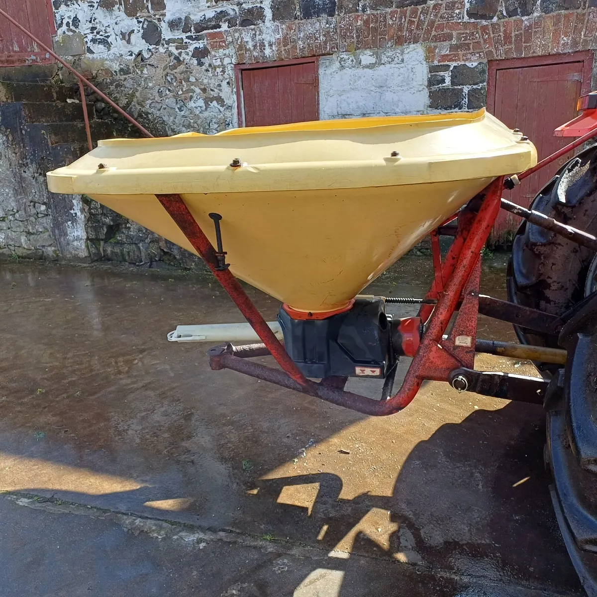 Fertilizer Sower - Image 3