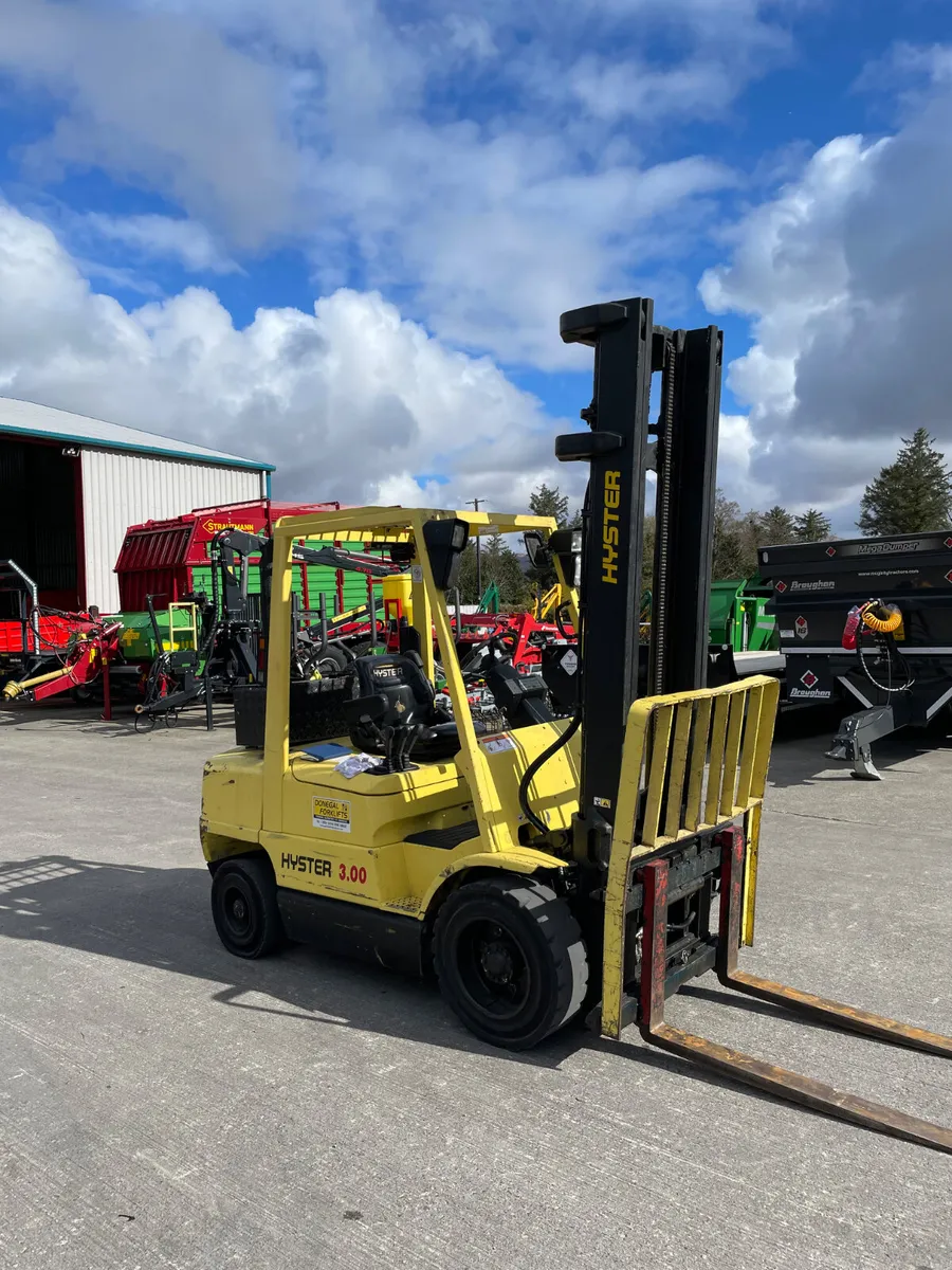 2000 Hyster H3.00XM Forklift - Image 4