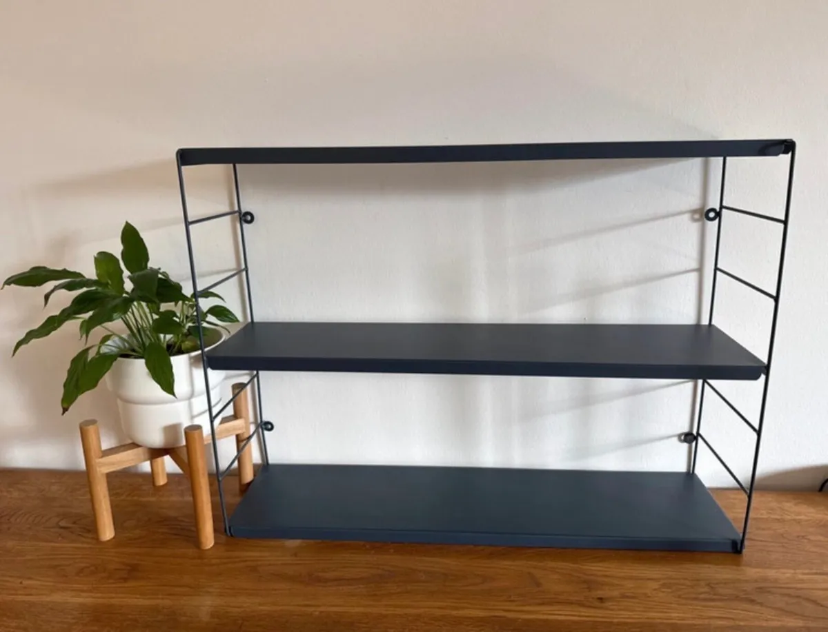 Wall shelf (60x45 cm) - Three adjustable shelves - Image 1
