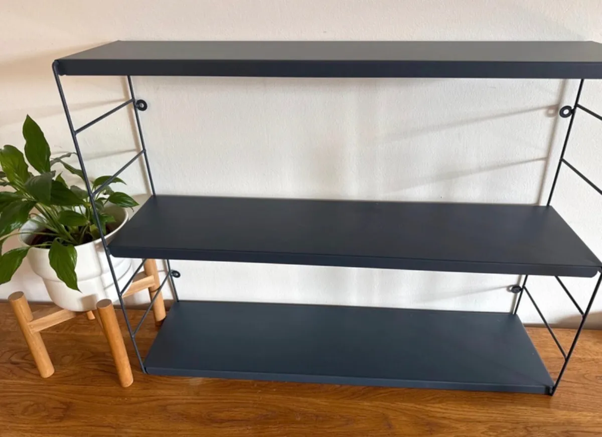 Wall shelf (60x45 cm) - Three adjustable shelves - Image 2