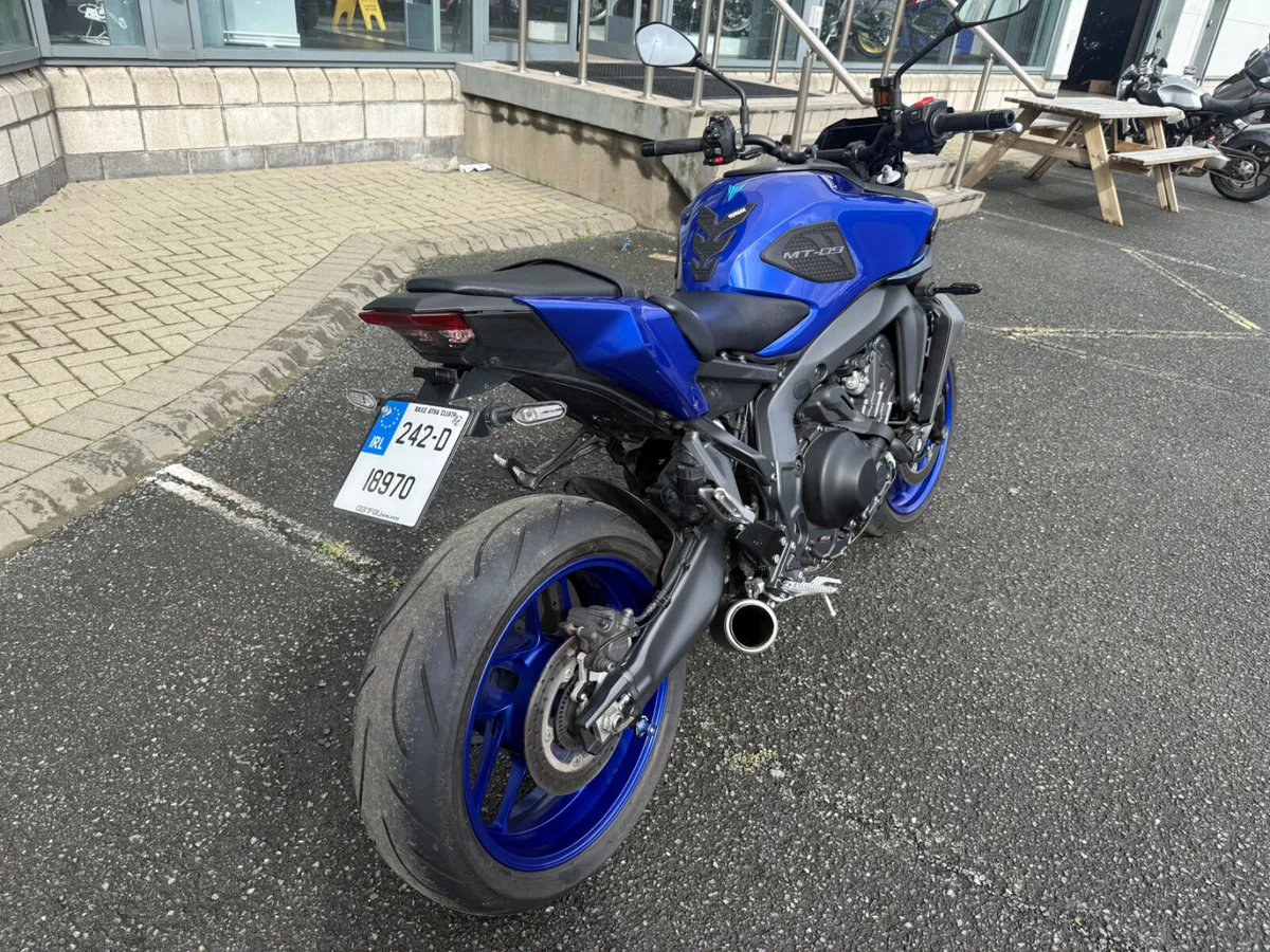 2024 Yamaha MT09 Y-AMT - Image 4