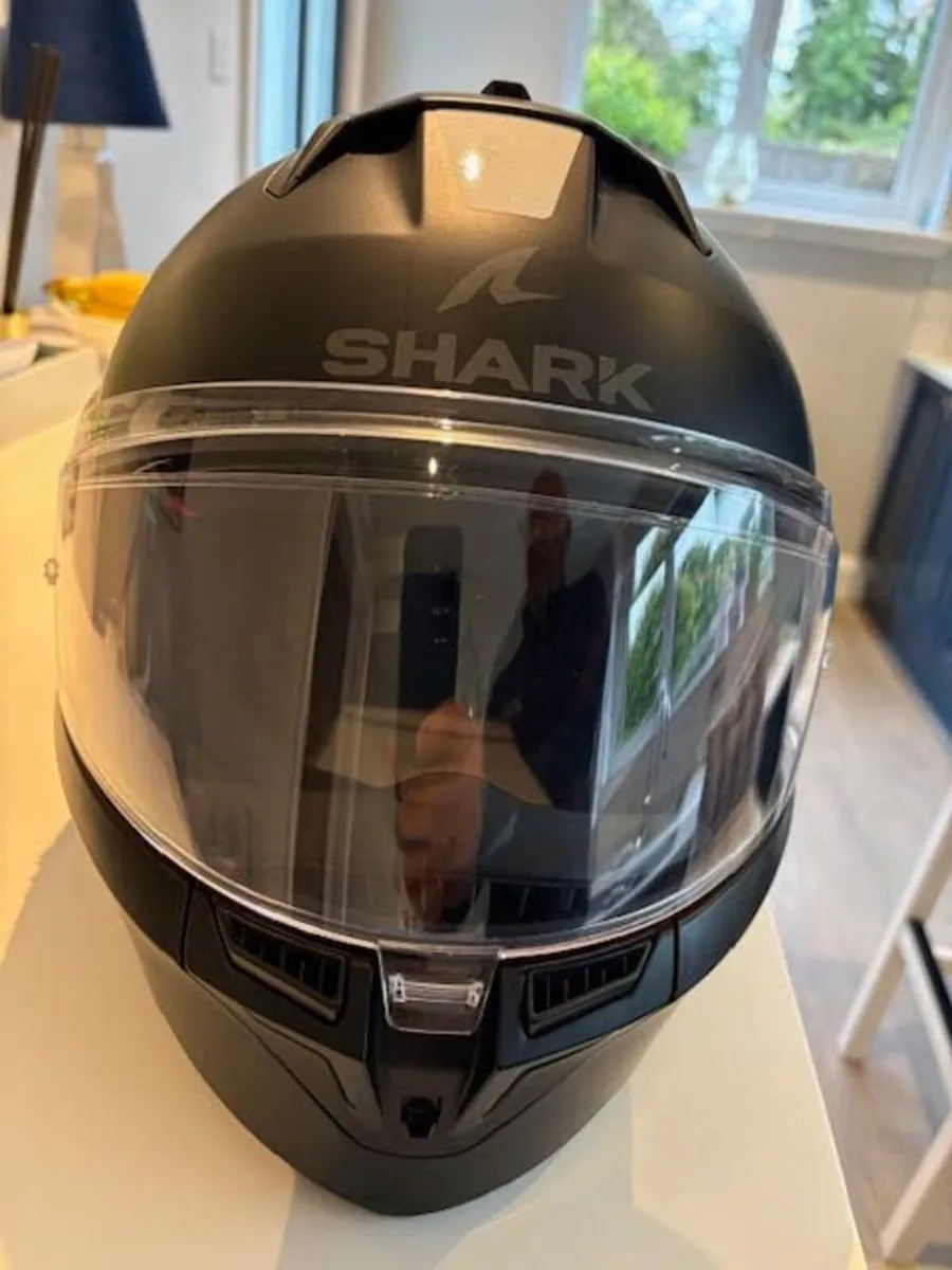 Motor Bike Helmet - Image 3