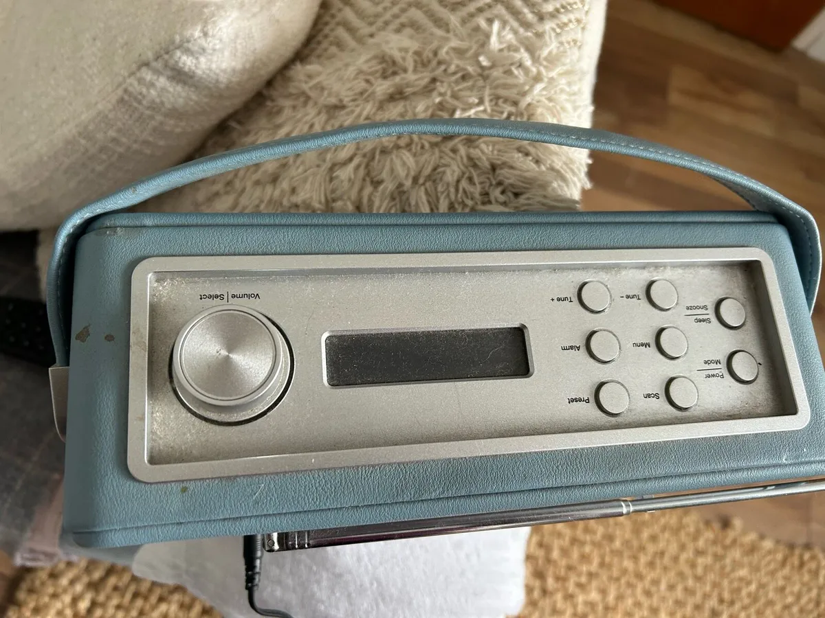 Retro style Radio - Image 2