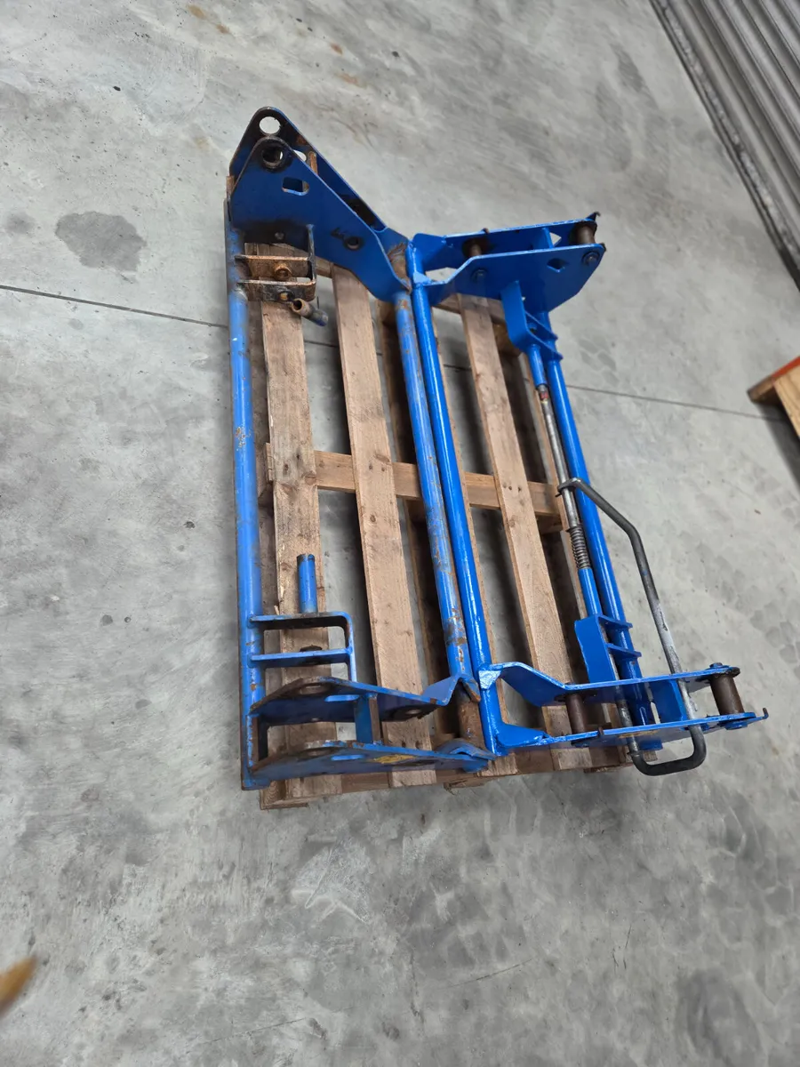 Euro Head Stock - Image 1