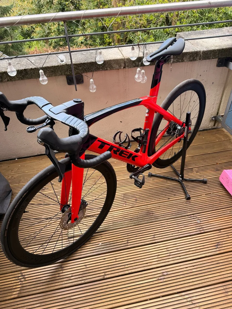 TREK MADONE SL6 - Image 1