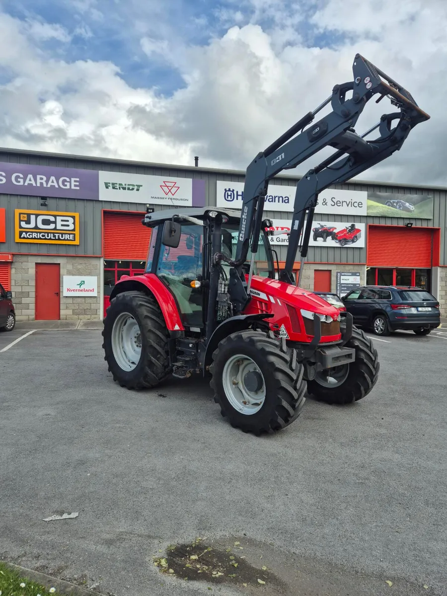 MASSEY FERGUSON 5610 - Image 1
