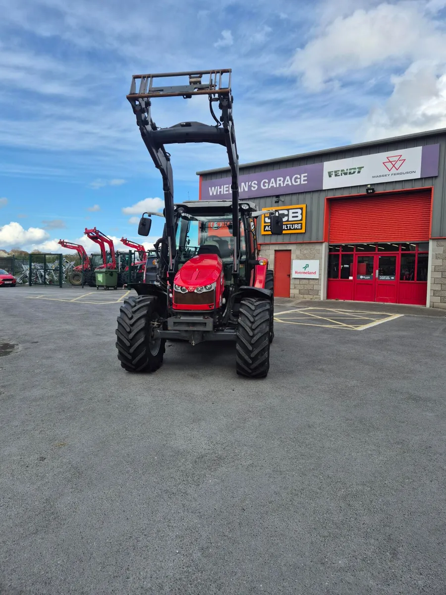 MASSEY FERGUSON 5610 - Image 4