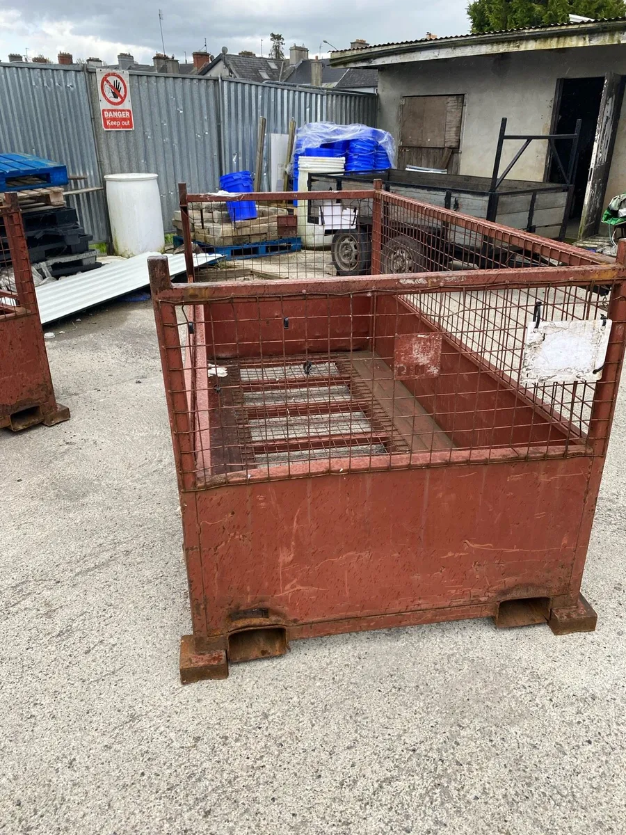 Storage cages - Image 1