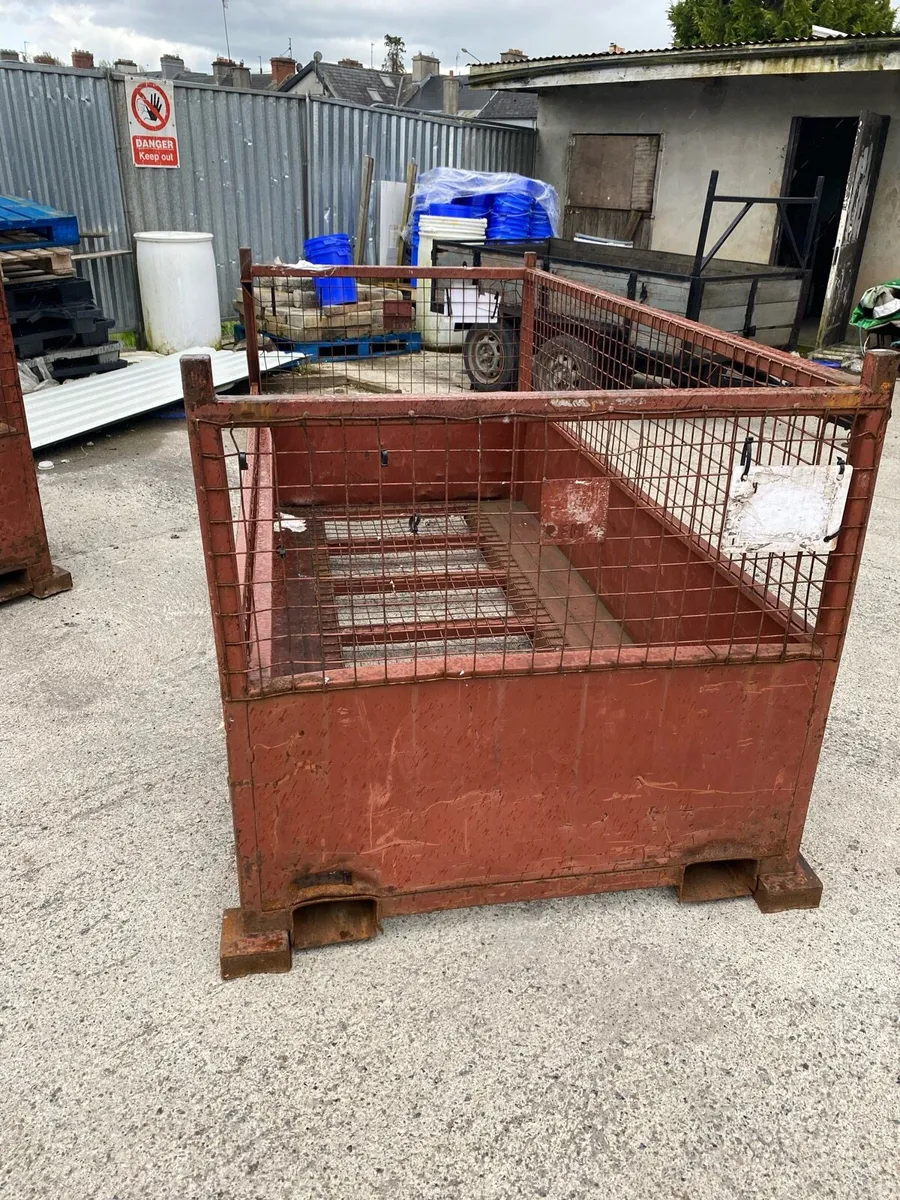 Storage cages - Image 2