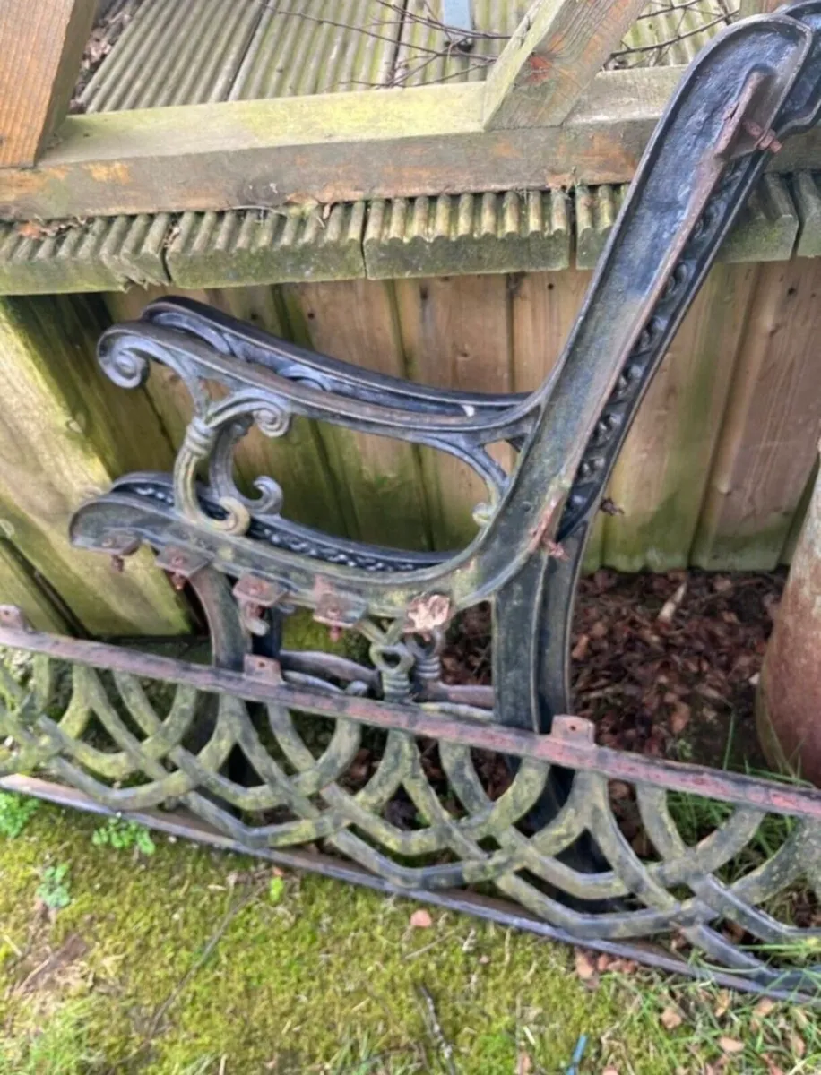 Garden seat bench ends and back