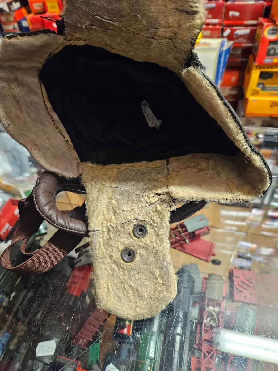 Vintage Flying Cap with Reproduction Goggles - Image 3