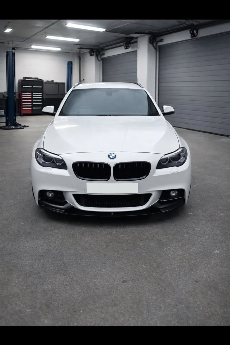BMW 535d M sport 2015 f11 breaking for parts - Image 1