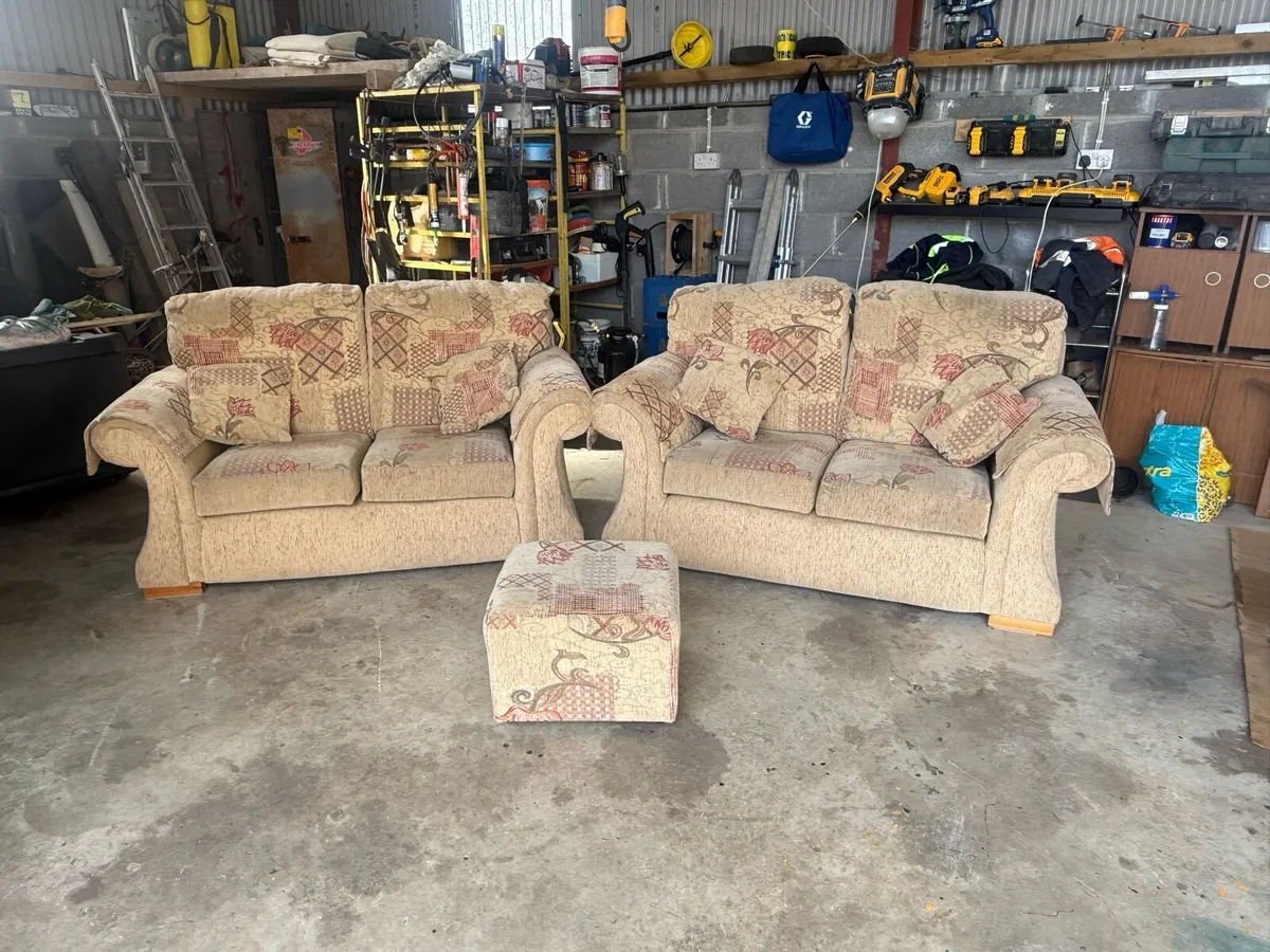 Free Couch - Image 1