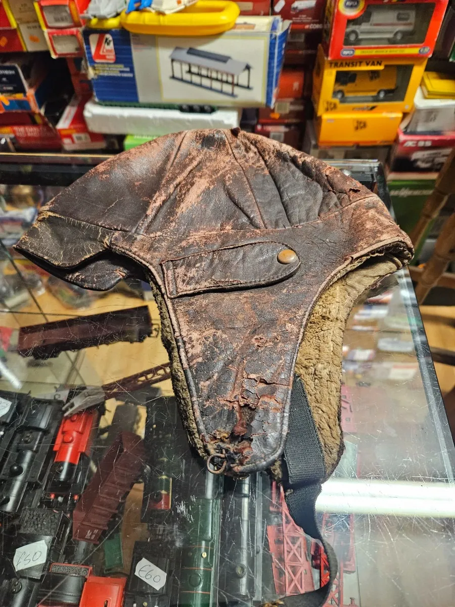 Vintage Flying Cap - Image 4