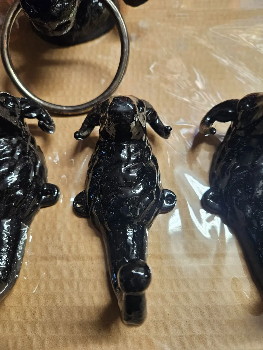 Vintage Cast iron Rams Head Coat Hangers - Image 2