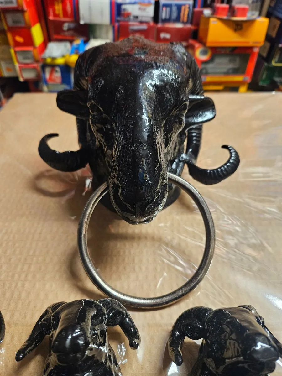 Vintage Cast iron Rams Head Coat Hangers - Image 3