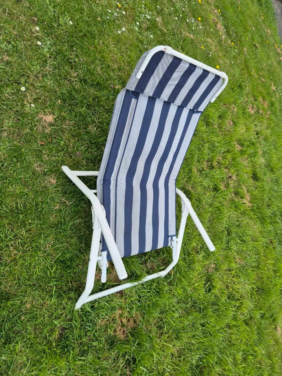 Folding Sun Lounger - Image 4