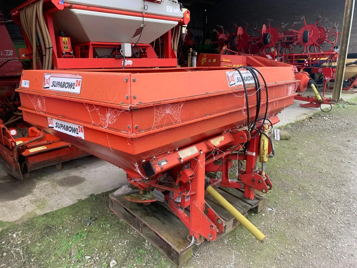 LELY CENTRELINER 1500KG - Image 1