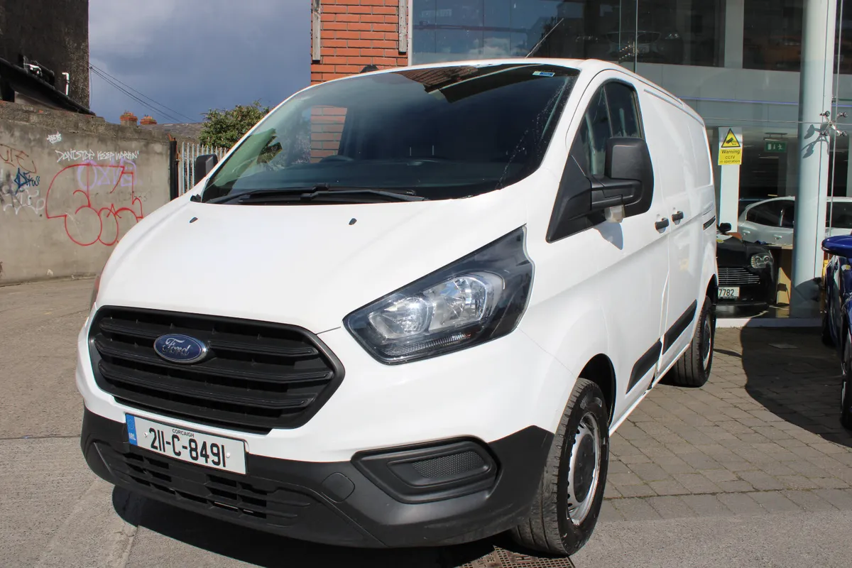 2021 Transit Custom 2.0L 1 OWNER -  FULL HISTYORY - Image 3