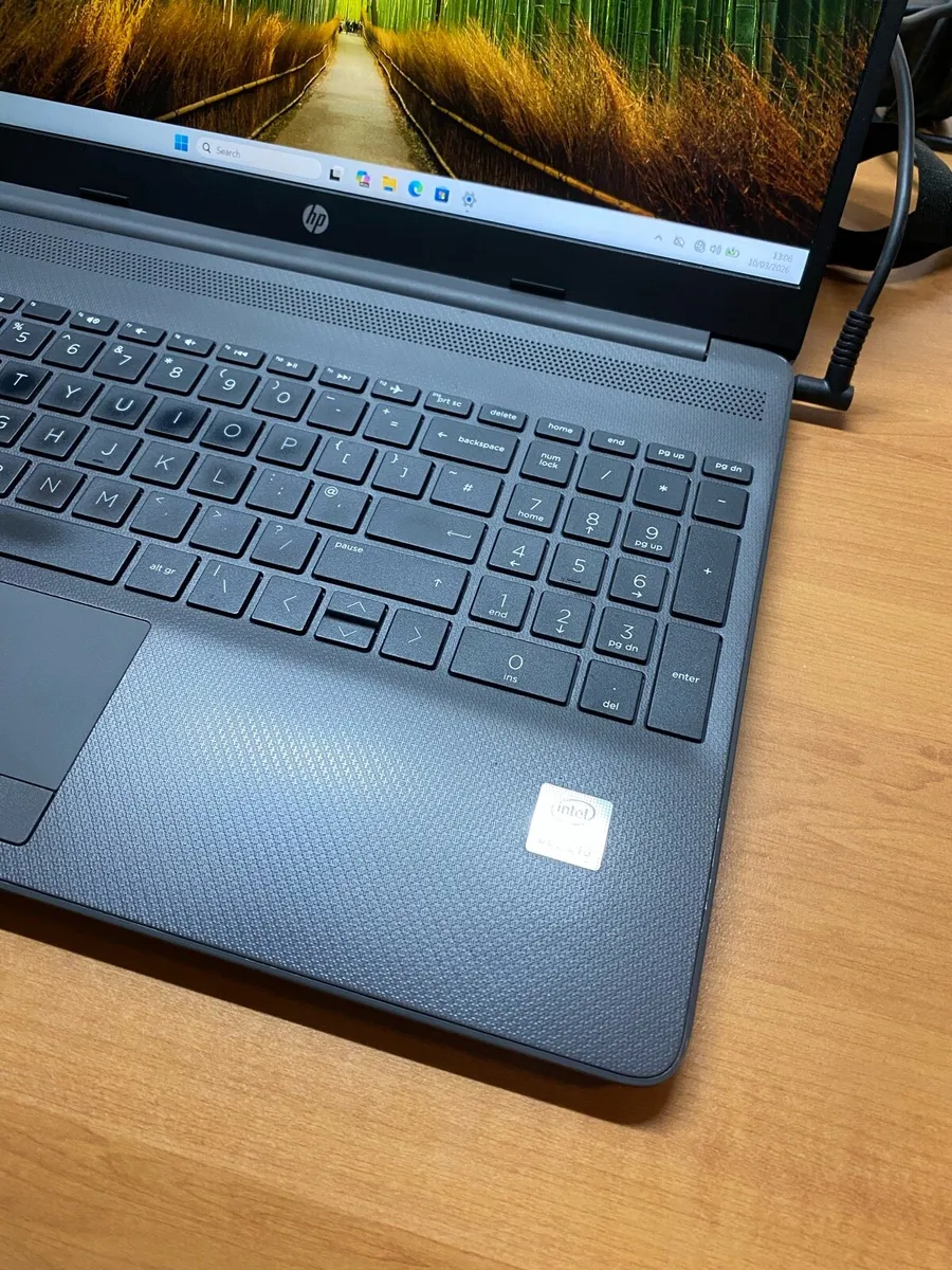 HP Laptop i5 pro 10 Gen 8/256 win 11 - Image 2