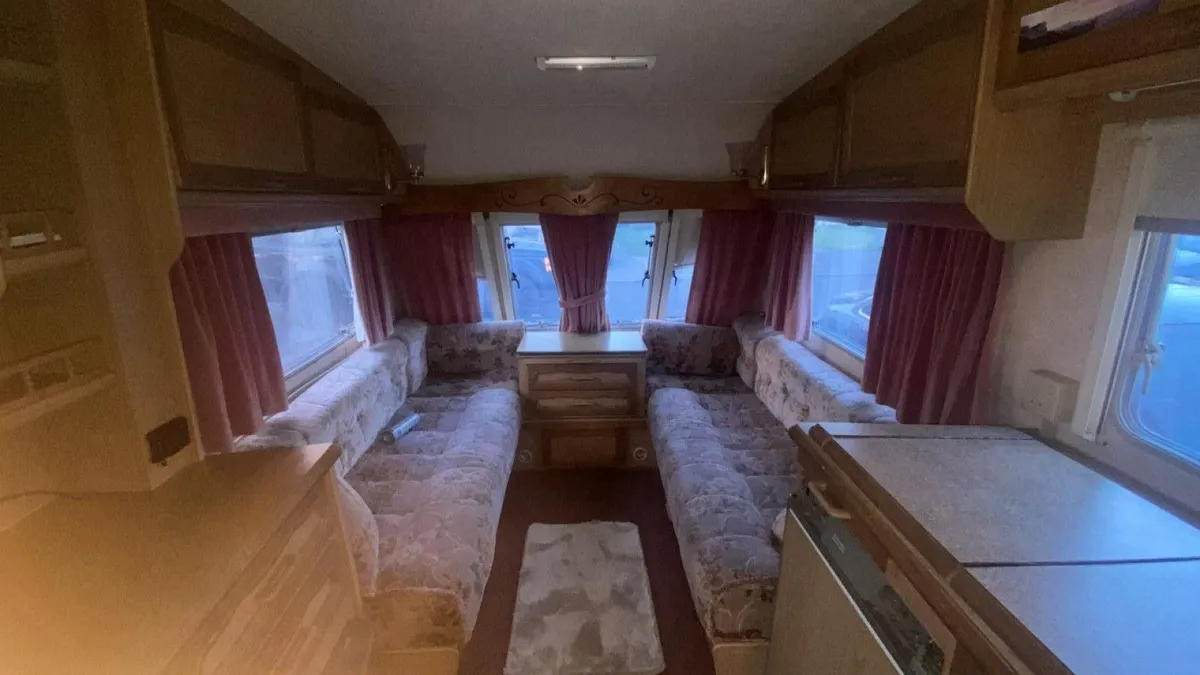 Swift Challenger 2/3 berth Caravan - Image 3