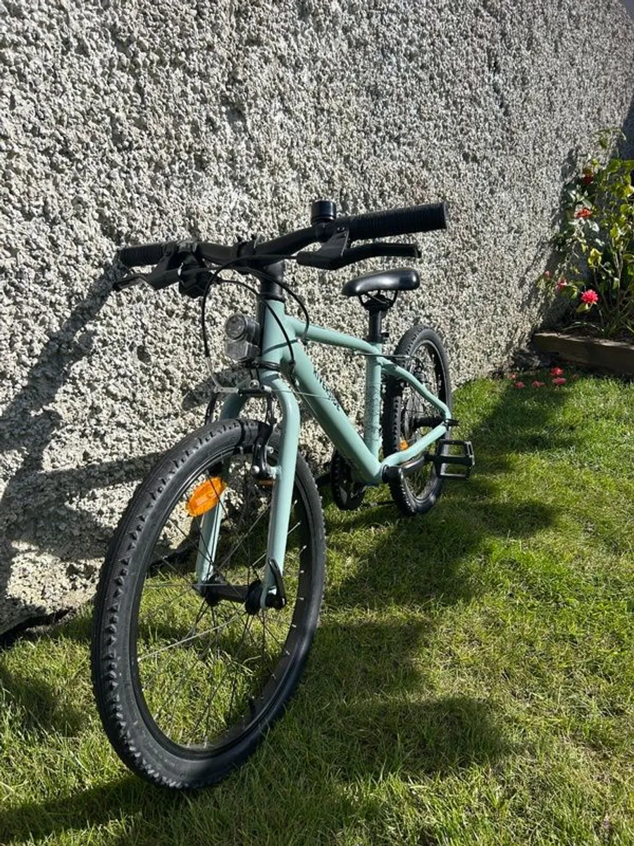 LIKE NEW Kids' 20" Hybrid Bike Riverside 900 6-9 Years - Image 2