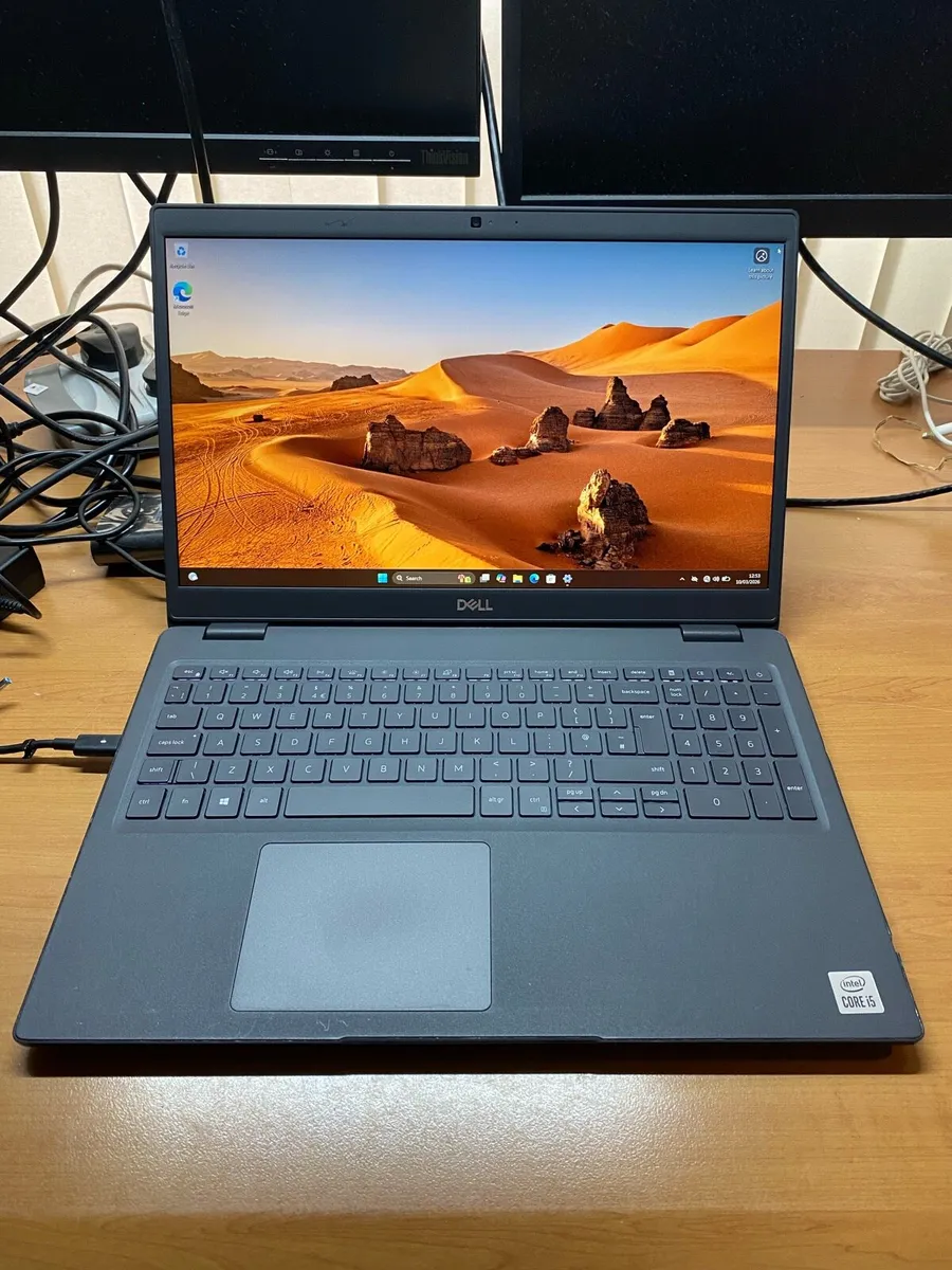 Dell Laptop I5 pro 10 Gen 8/256 windows 11 - Image 1