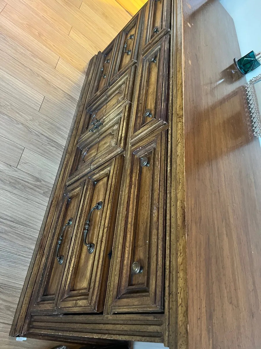 Chest of drawers - Image 1