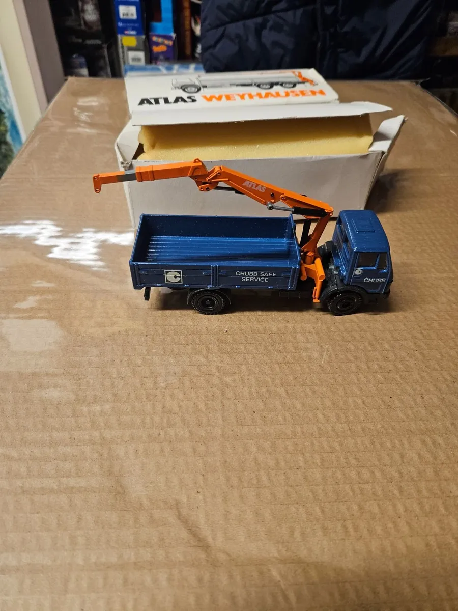 Corgi Conrad Mercedes Truck with Crane 1.50 - Image 3