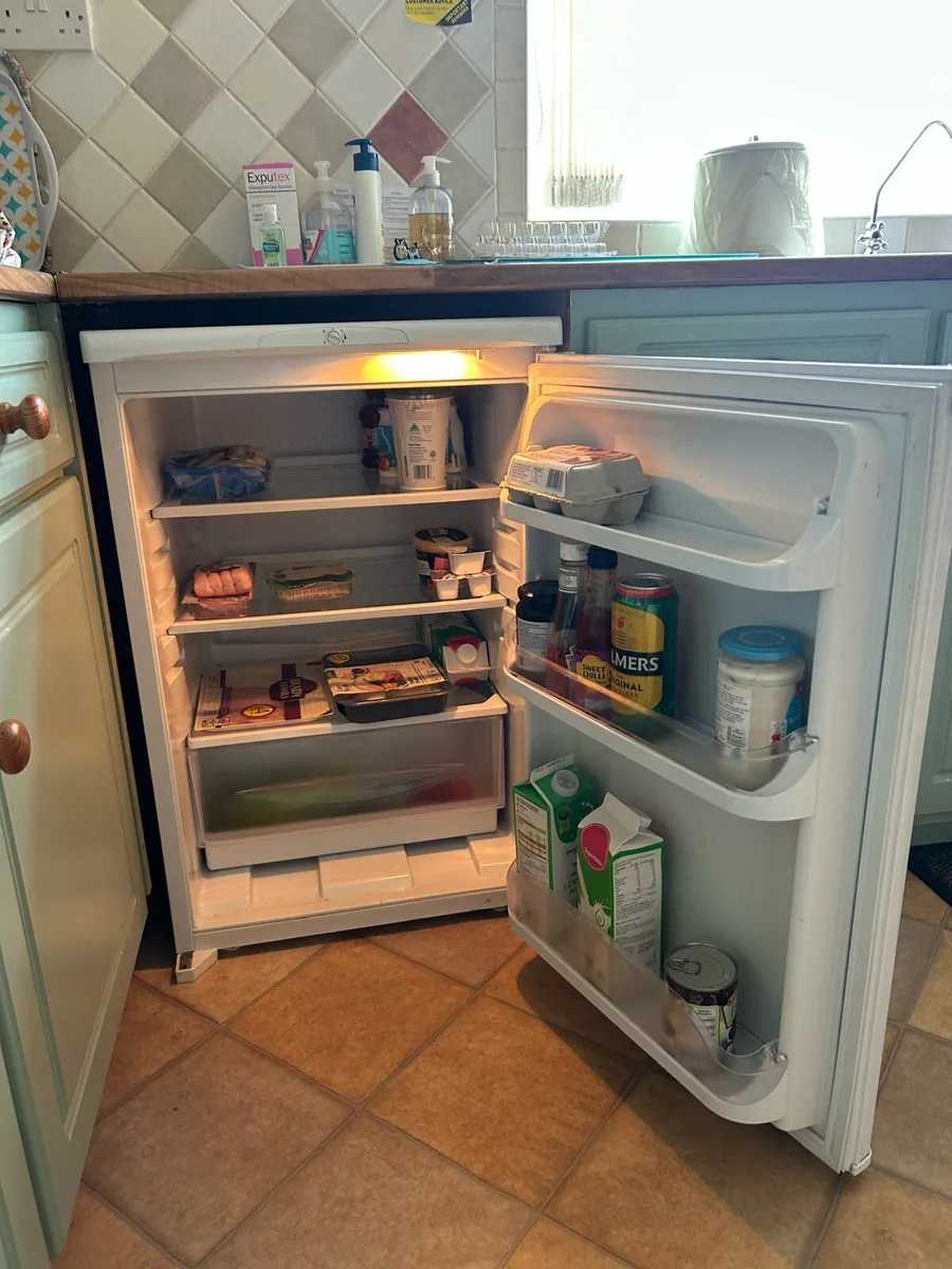 Fridge freezer - Image 4