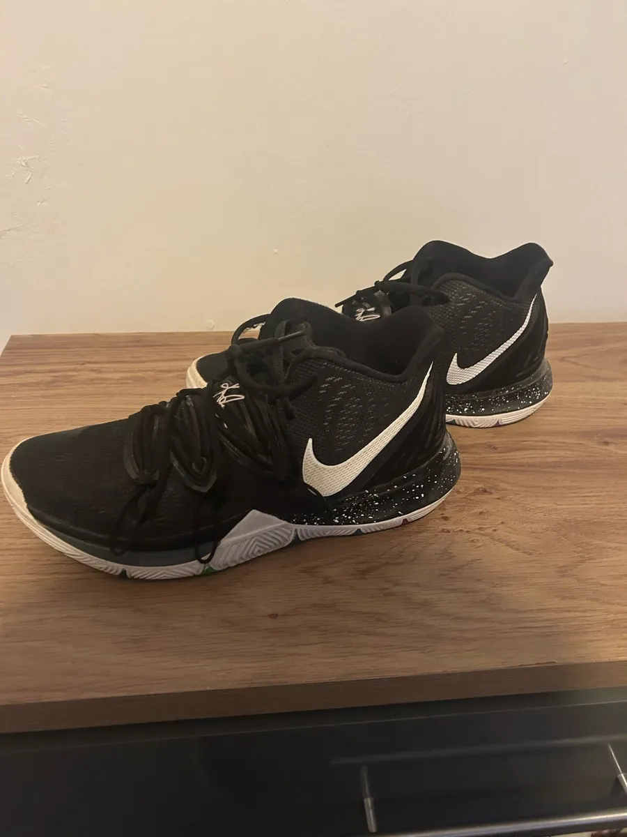Nike Kyrie 5 - Image 3