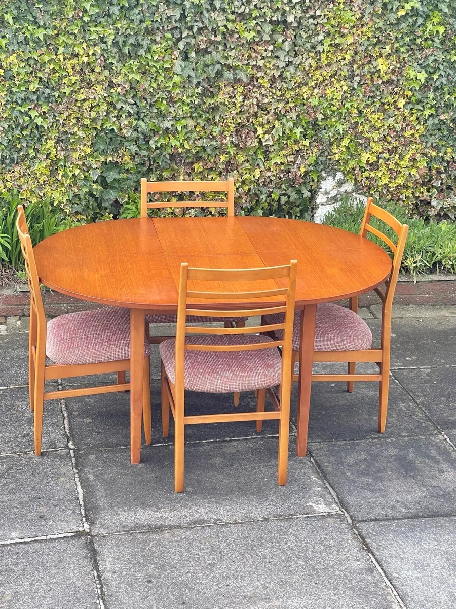 Mid century dining - Image 4