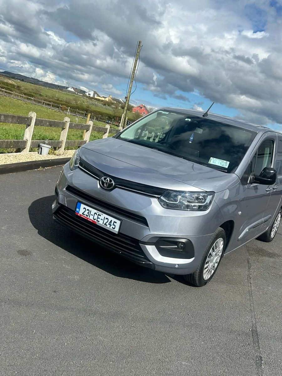 TOYOTA PROACE CITY - Image 2