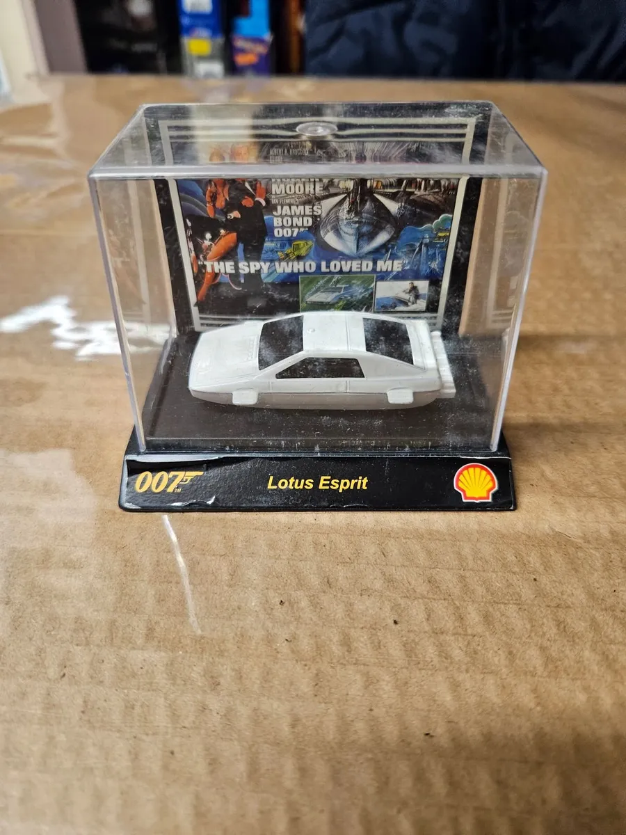 Corgi James Bond Lotus The Spy Who Loved Me - Image 1