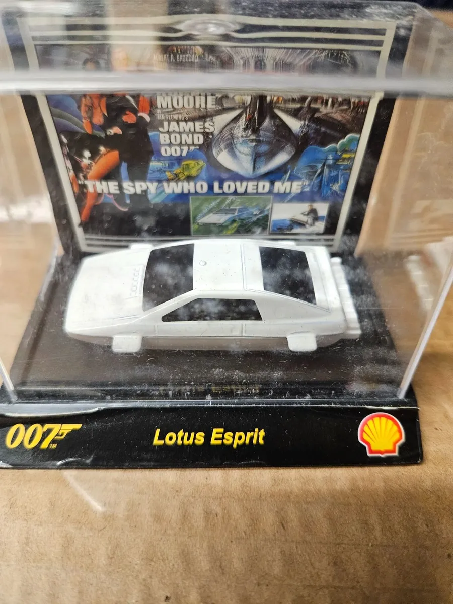 Corgi James Bond Lotus The Spy Who Loved Me - Image 3
