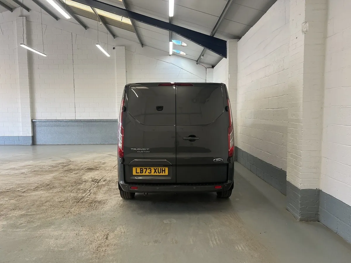 2023 Ford Transit Custom Panel Van - Image 4